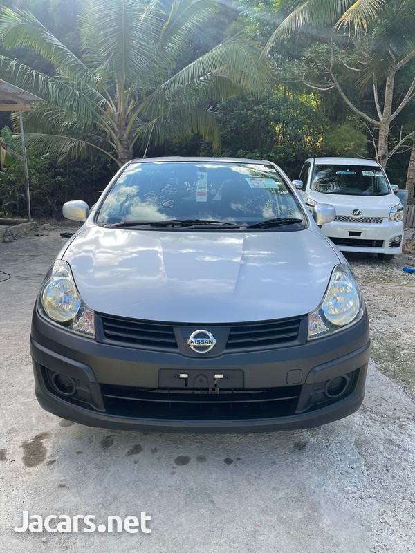 Nissan AD Wagon 1,5L 2017-1