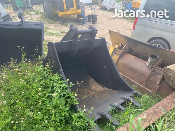 JS 220 Excavator Bucket 18ml pin-3