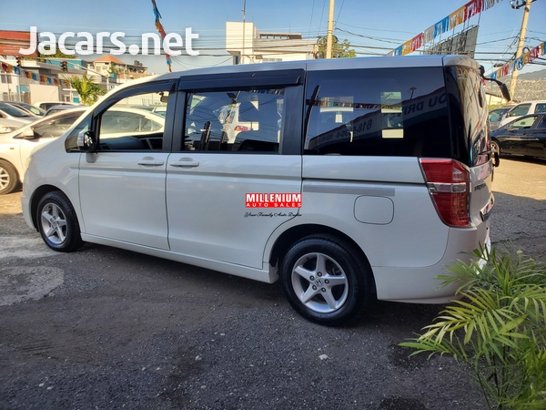 Honda Stepwgn 2,0L 2015-16