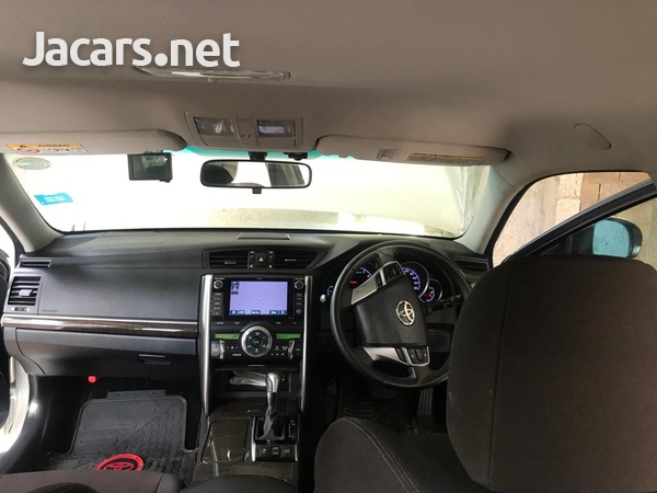 Toyota Mark X 2,5L 2016-10