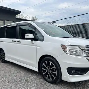 Honda Stepwgn Spada