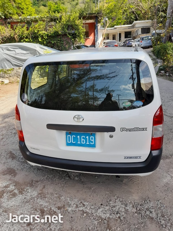 Toyota Probox 1,5L 2016-10