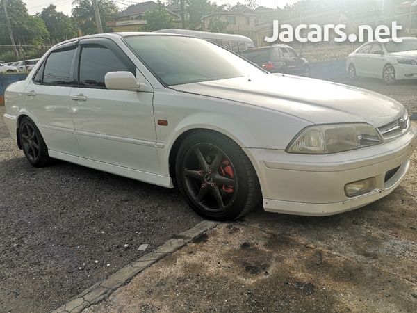 Honda Torneo 2,0L 2002-4
