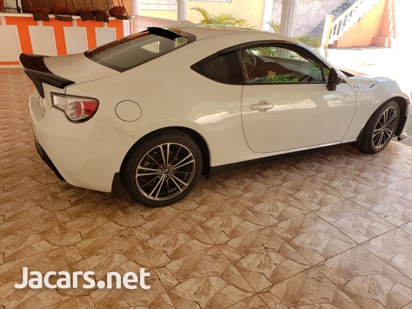 Toyota Scion 1,5L 2015-14