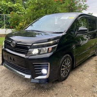 Toyota Voxy 2,0L 2015 Toyota Voxy 2,0L 2015