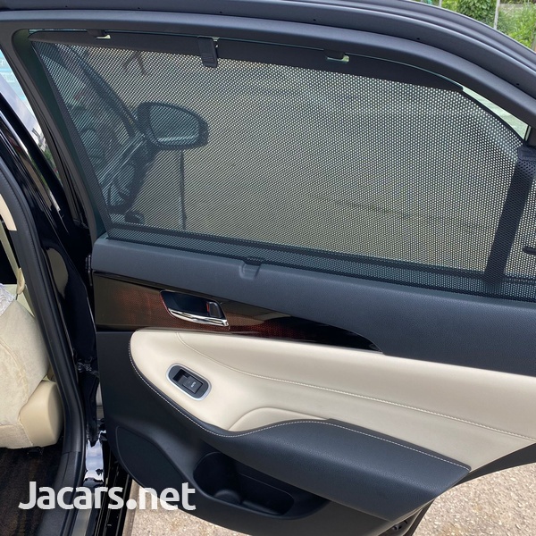 Toyota Crown 2,5L 2016-9