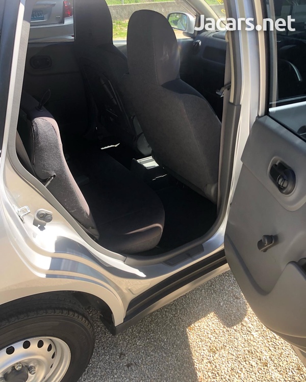 Nissan AD Wagon 1,5L 2016-8