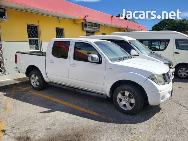Nissan Navara 3,0L 2010-1