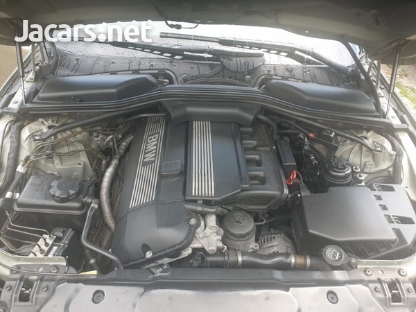 BMW 5-Series 2,5L 2004-1