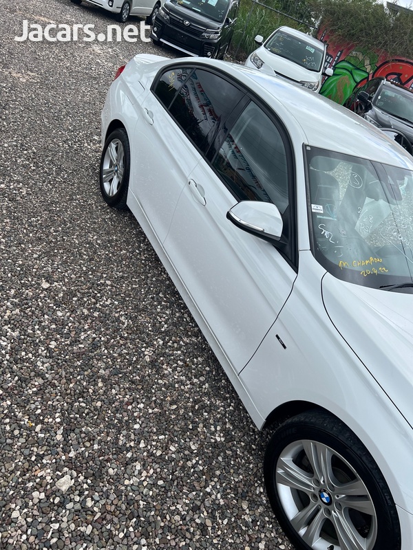 BMW 3-Series 2,0L 2014-2