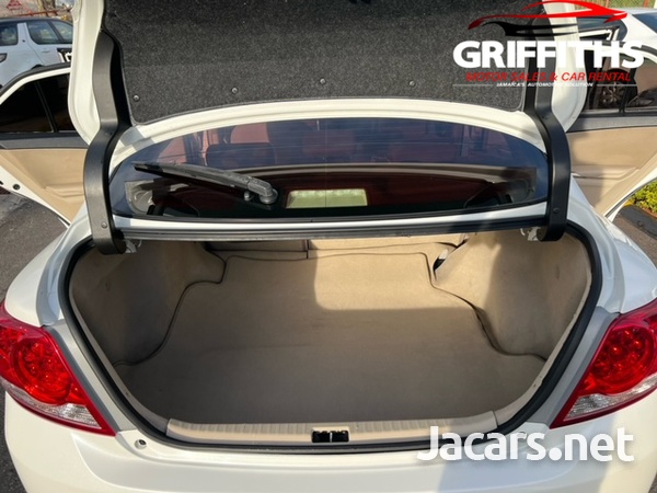 Toyota Allion 1,8L 2014-7