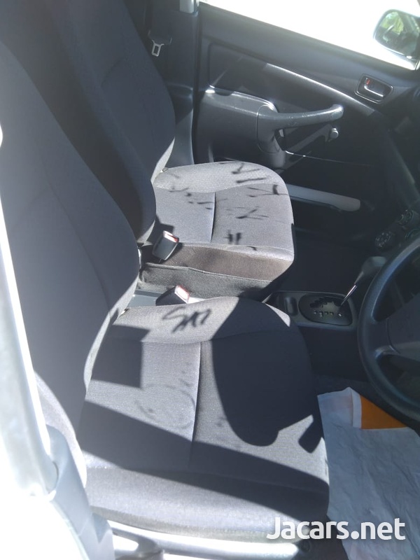 Toyota Probox 1,5L 2016-6