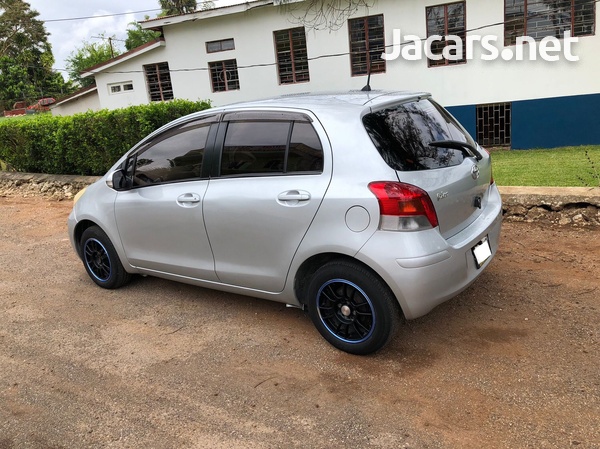 Toyota Vitz 1,0L 2010-2