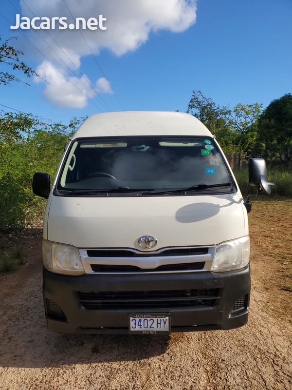 Toyota Hiace 2,5L 2012-9