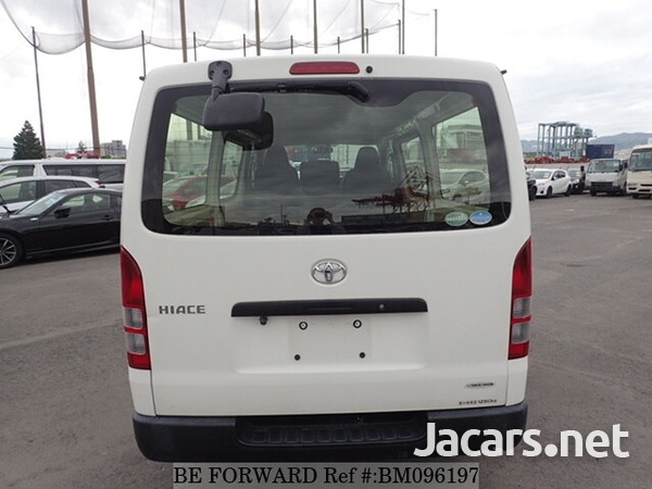 Toyota Hiace 3,0L 2017-6
