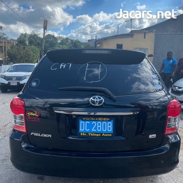 Toyota Fielder 1,5L 2012-5