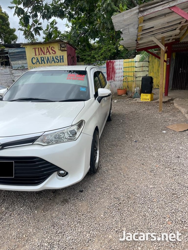 Toyota Axio 2,0L 2015-6