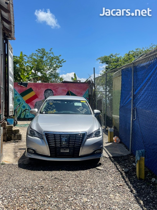 Toyota Crown 2,5L 2016-2