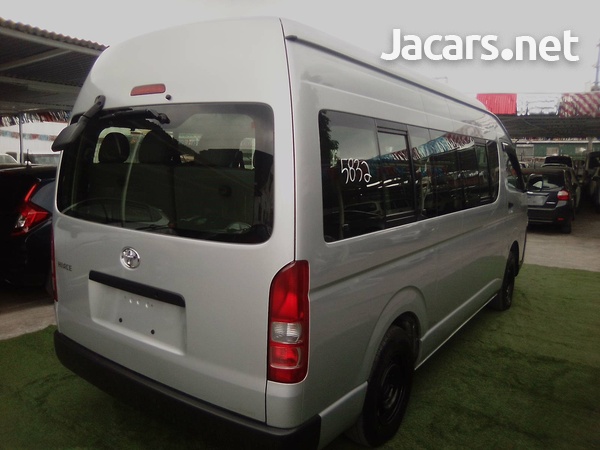 2013 Toyota Hiace Bus-1