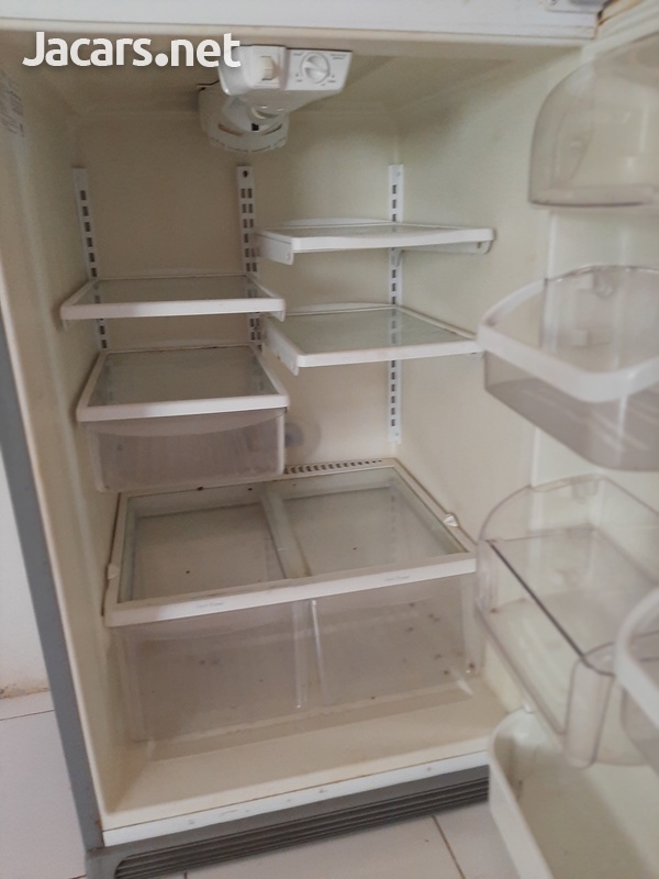 Frigidare Gallery Refridgerator-4