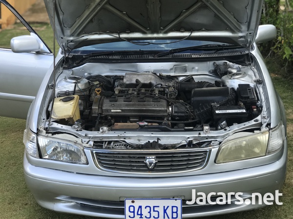 Toyota Corolla 1,8L 1999-8