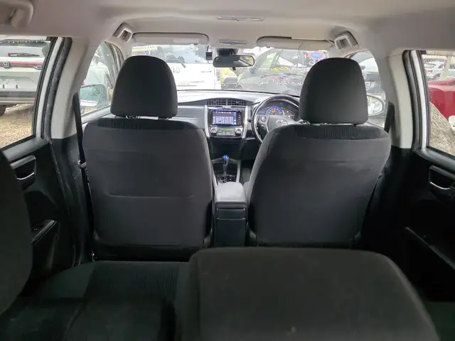 Toyota Fielder 1,5L 2017, Kingston - 9