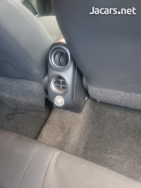 Nissan Versa 1,5L 2012-2