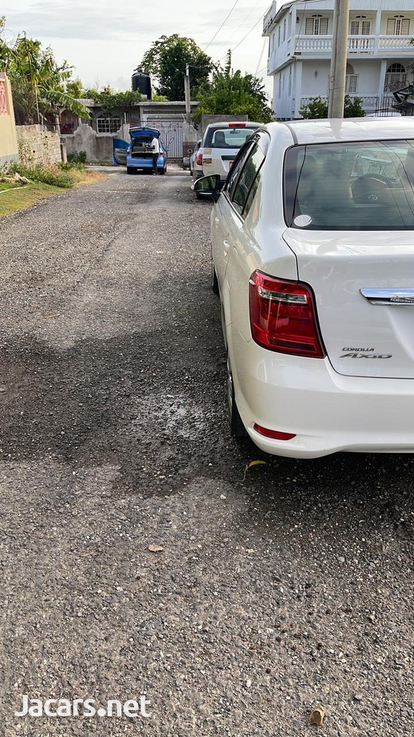 Toyota Axio 1,5L 2017-4