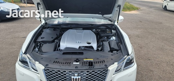 Toyota Crown 3,5L 2014-12