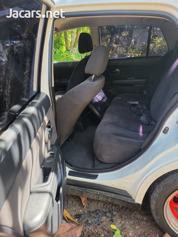 Nissan Tiida 1,8L 2011-12