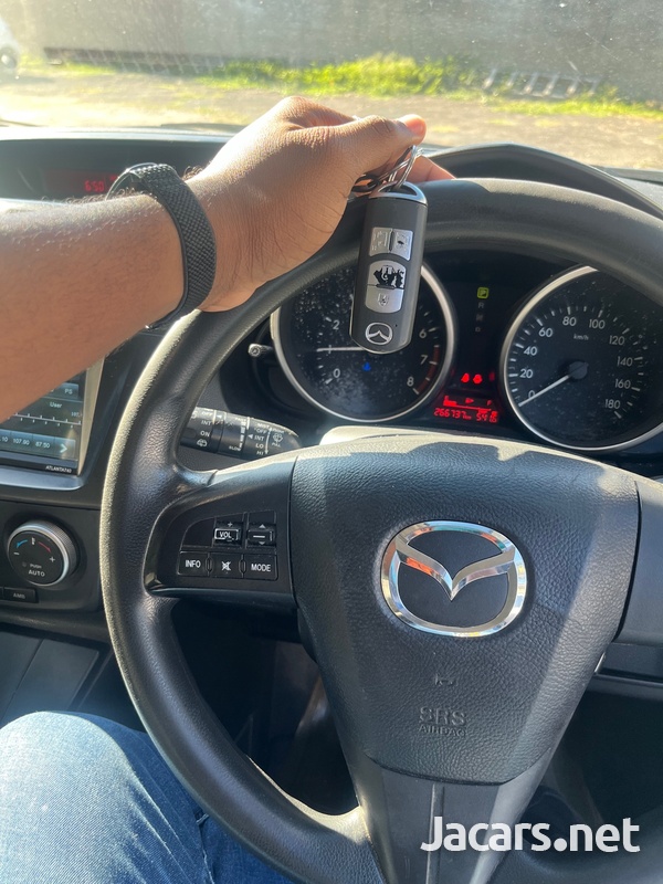 Mazda Premacy 2,0L 2012-5