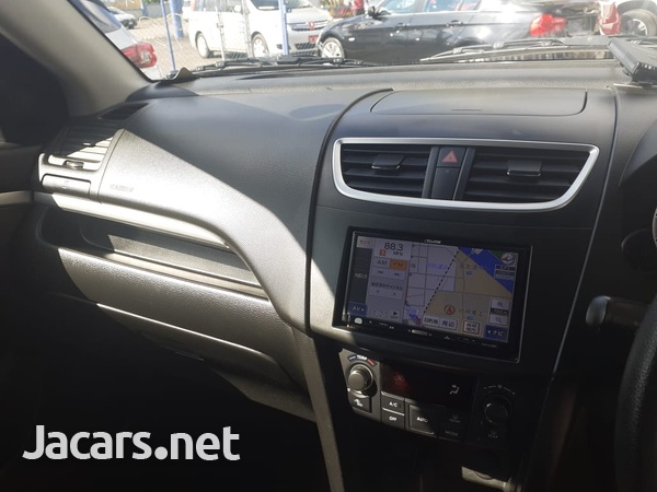 Suzuki Swift 1,5L 2015-7