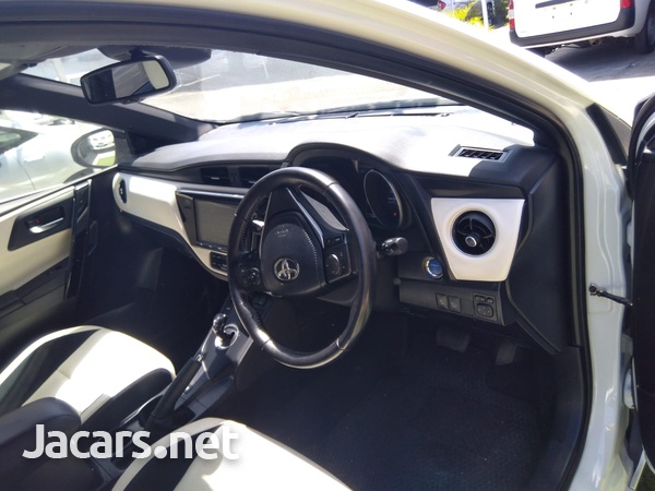 Toyota AURIS 1,5L 2017-5
