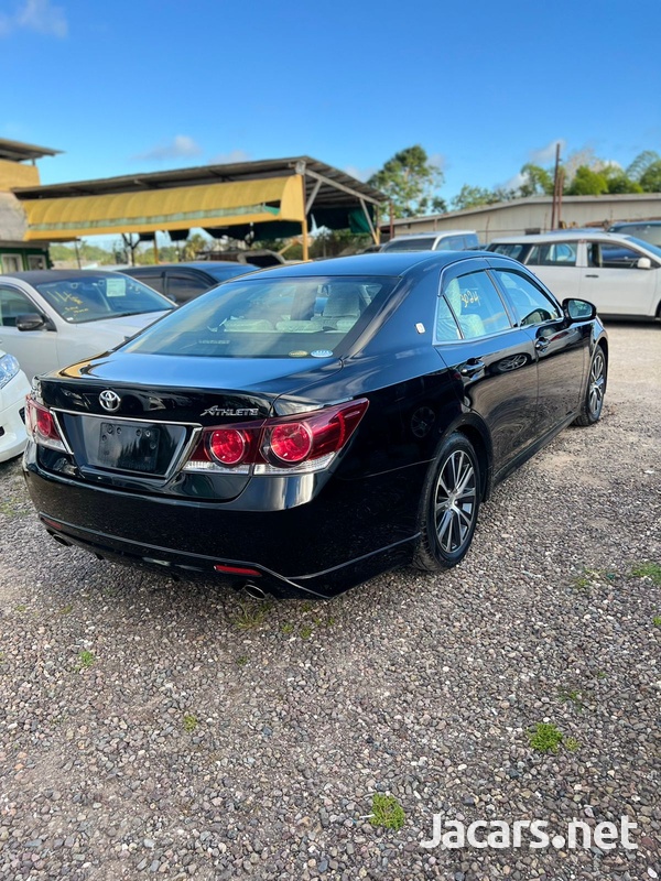 Toyota Crown 2,5L 2016-4