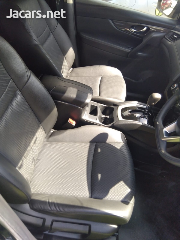 Nissan X-Trail 2,5L 2019-6