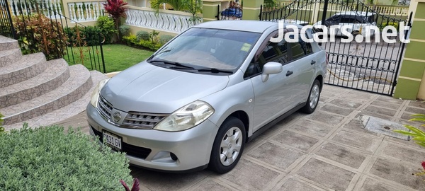 Nissan Tiida 1,5L 2009-5
