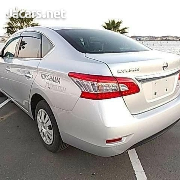 Nissan Sylphy 2,0L 2014-4