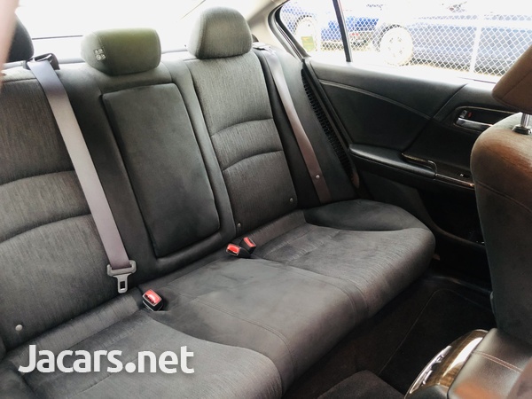 Honda Accord 2,0L 2013-11