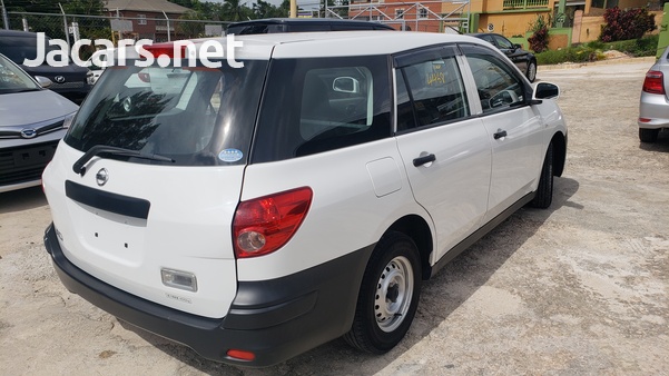 Nissan AD Wagon 1,5L 2016-7
