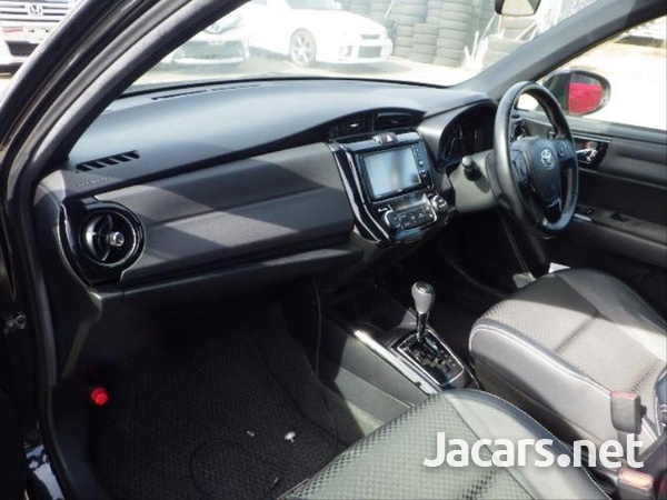 Toyota Fielder 1,5L 2016-14