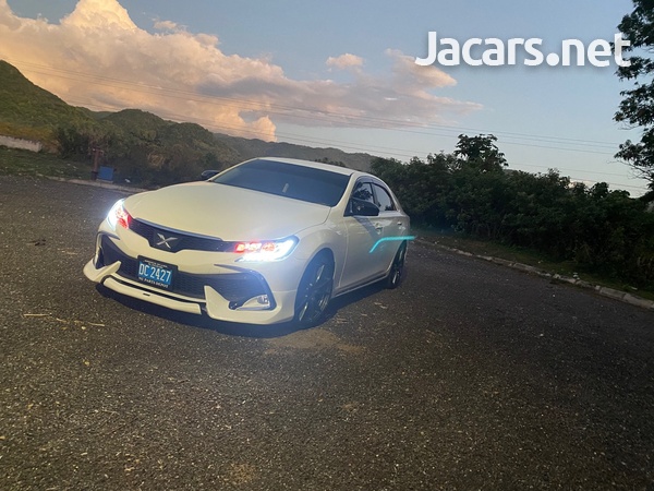 Toyota Mark X 2,5L 2015-1
