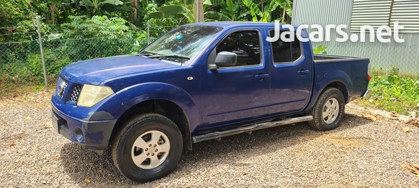 Nissan Navara 2,4L 2008-6