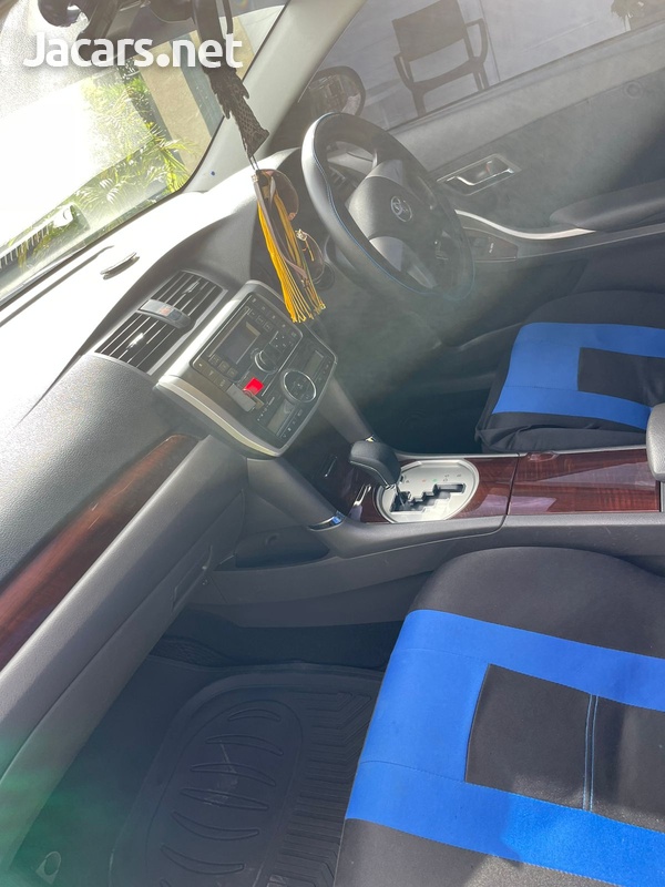 Toyota Allion 1,8L 2015-4
