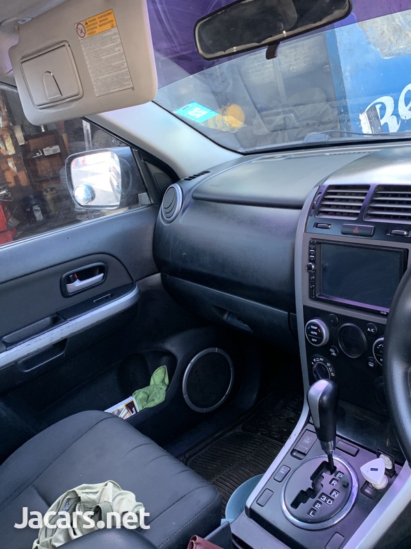 Suzuki Grant Vitara 2,4L 2013-3