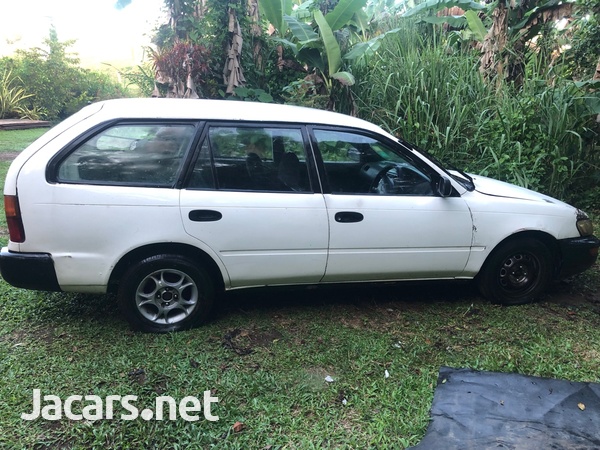 Toyota Corolla 1,5L 2000-4