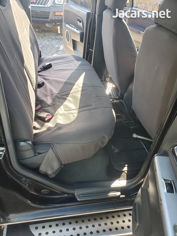 Isuzu D-Max 2,0L 2011-7