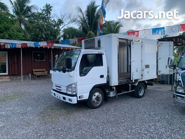 2016 Isuzu Elf truck-4
