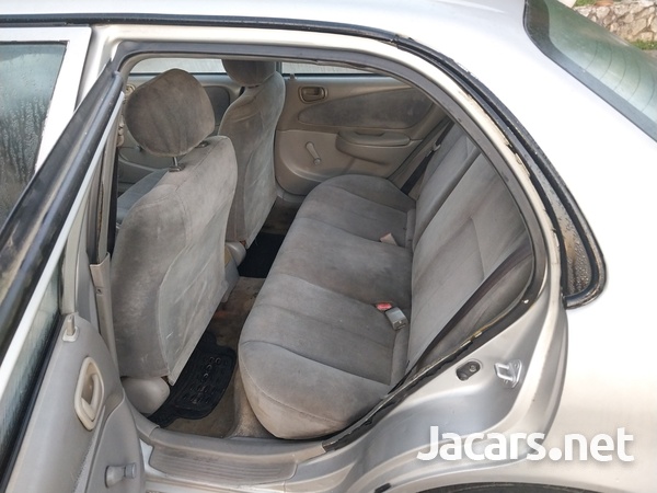 Toyota Corolla 1,8L 2001-8