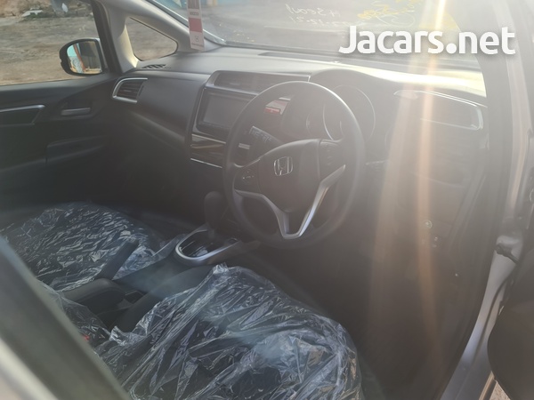 Honda Fit 1,5L 2016-10