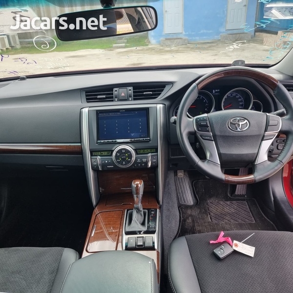 Toyota Mark X 2,5L 2015-7